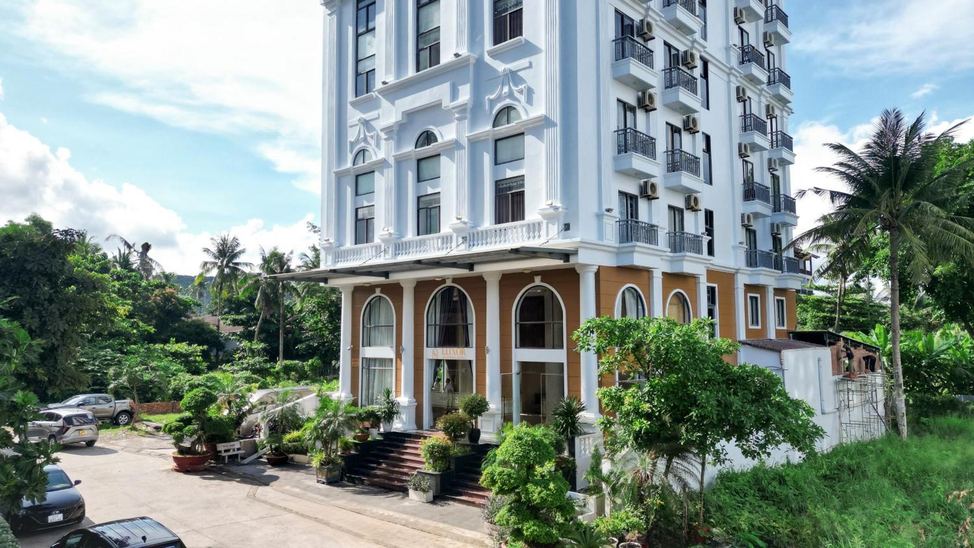Nesta Hotel Phu Quoc Esterno foto