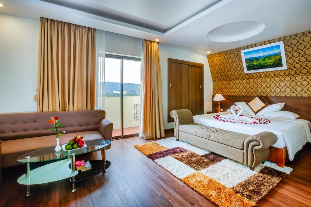 Nesta Hotel Phu Quoc Esterno foto