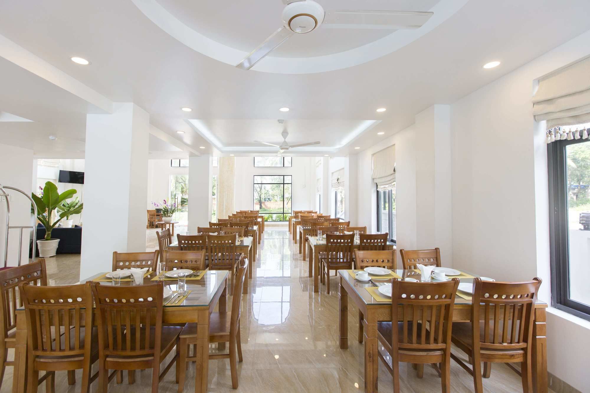 Nesta Hotel Phu Quoc Esterno foto