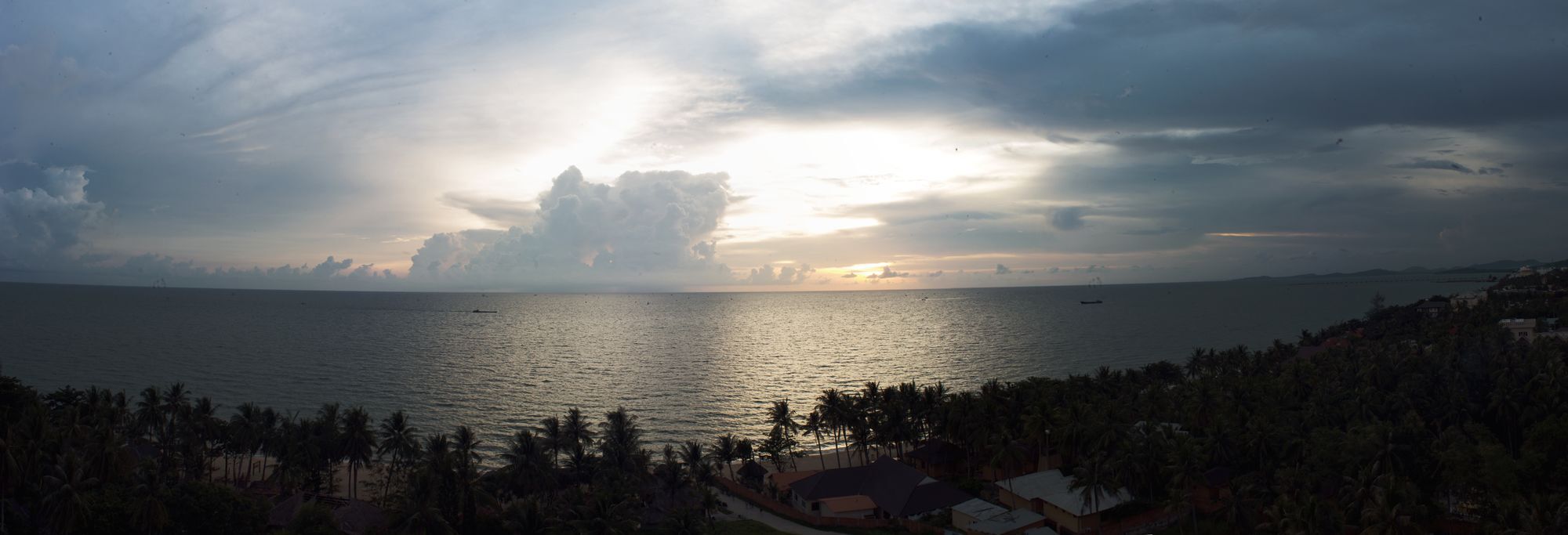 Nesta Hotel Phu Quoc Esterno foto